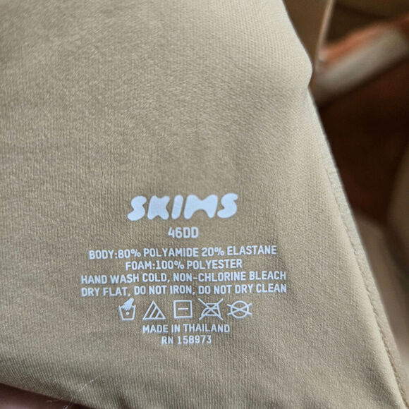 NWT Skims Fits Everybody T-shirt Demi Bra Underwire Padded Clay Size 46DD - Picture 4 of 4